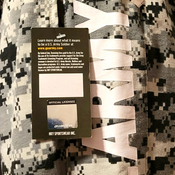 U.S. Army Shorts Camo Drawstring French Terry-Pockets - Picture 3 of 6